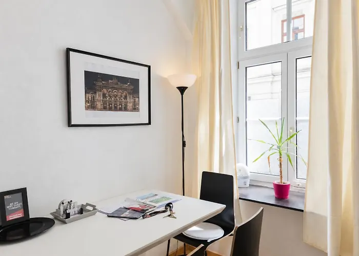 Msq Diana - 10 Min From Center - Free Coffee And Tea - High Speed Internet Appartement