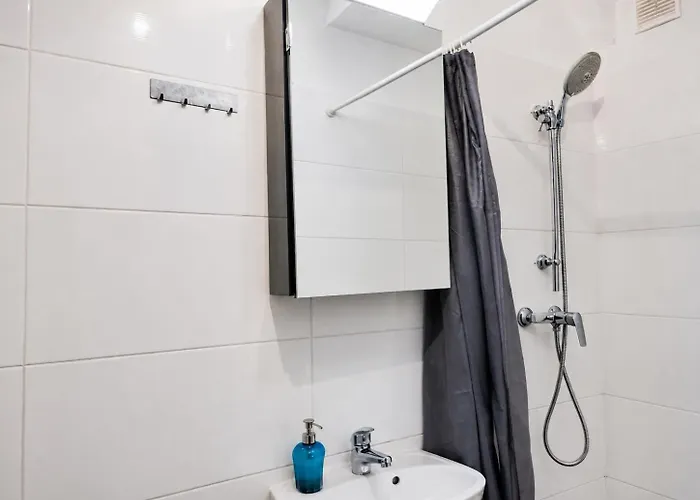 Msq Diana - 10 Min From Center - Free Coffee And Tea - High Speed Internet Appartement *