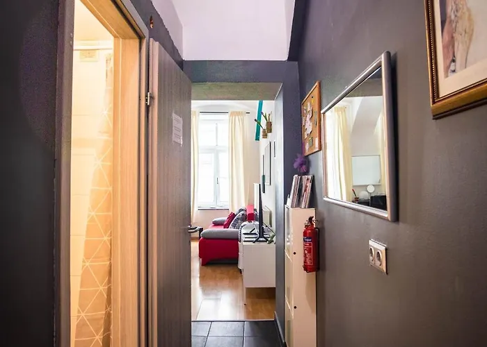 Msq Diana - 10 Min From Center - Free Coffee And Tea - High Speed Internet
